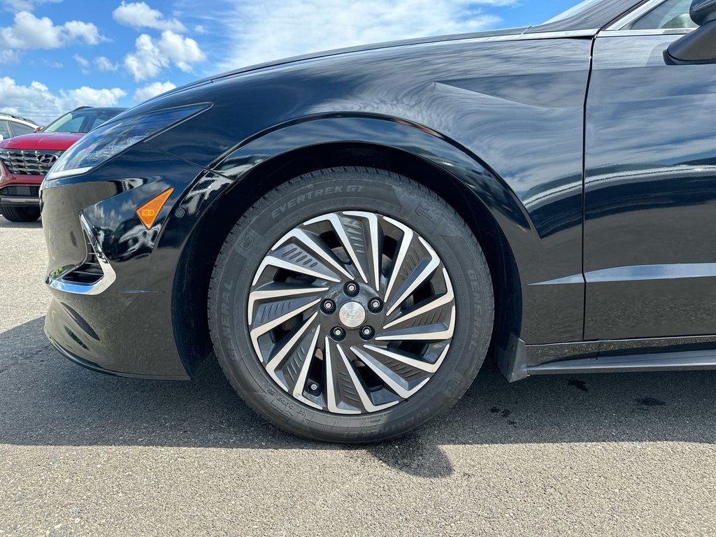 2022 Hyundai Sonata Hybrid Ultimate | Roof | Lthr | Nav | Warranty to 2027 in Saint John, New Brunswick - 10 - w1024h768px