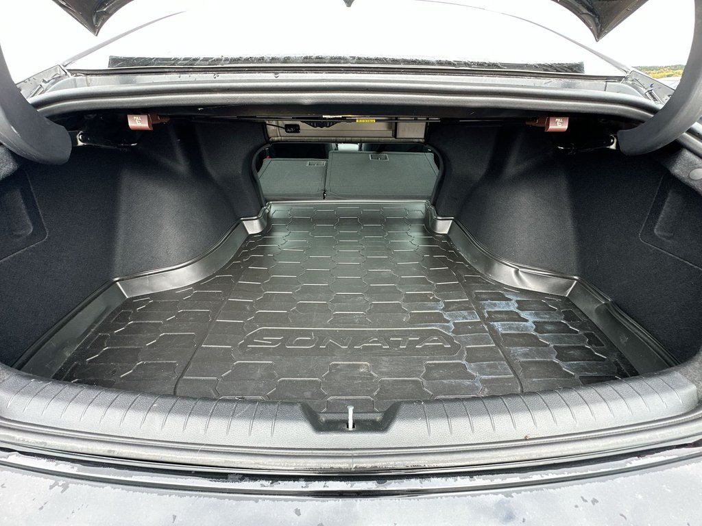 2022 Hyundai Sonata Hybrid Ultimate | Roof | Lthr | Nav | Warranty to 2030 in Saint John, New Brunswick - 37 - w1024h768px