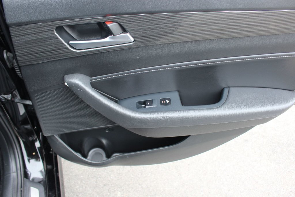 2019 Hyundai SONATA LUX Luxury | Leather | SunRoof | Nav | Cam | USB | XM in Saint John, New Brunswick - 41 - w1024h768px