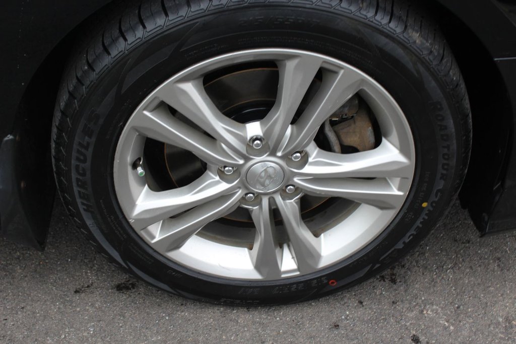 2019 Hyundai SONATA LUX Luxury | Leather | SunRoof | Nav | Cam | USB | XM in Saint John, New Brunswick - 9 - w1024h768px