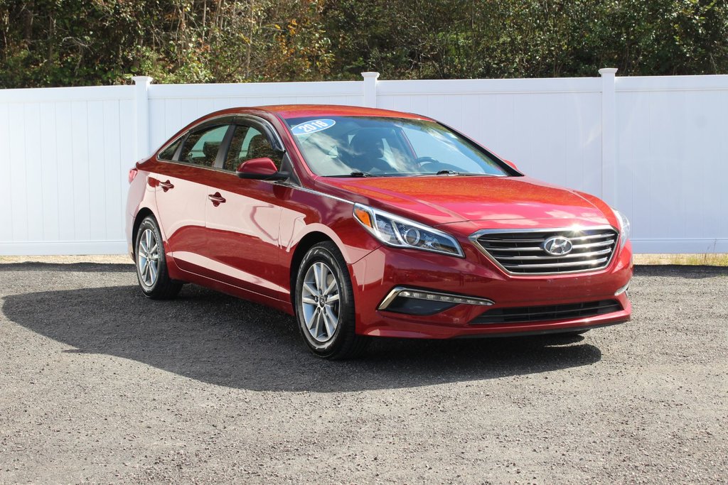 2016  Sonata GL | Cam | USB | HtdSeats | Bluetooth | Keyless in Saint John, New Brunswick - 1 - w1024h768px