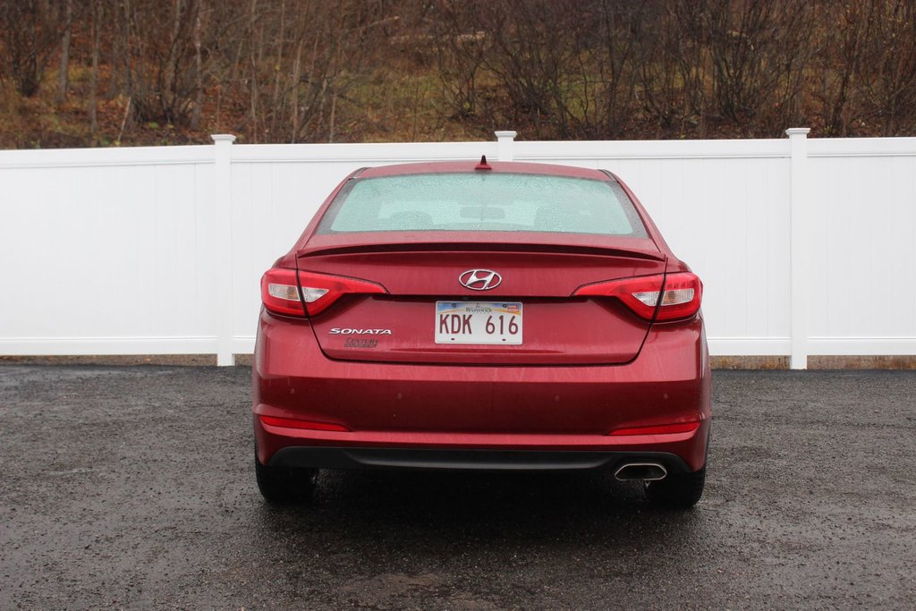 2016  Sonata GLS | SunRoof | Cam | XM | HtdSeats | Bluetooth in Saint John, New Brunswick - 6 - w1024h768px