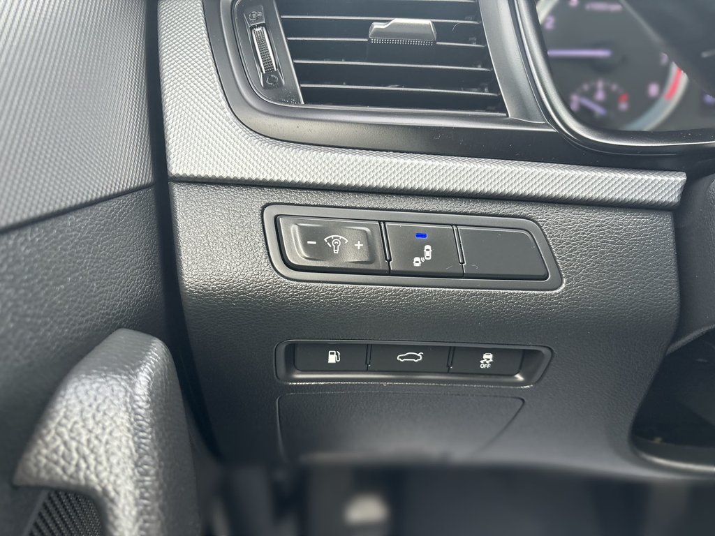 2018 Hyundai Sonata in Antigonish, Nova Scotia - 22 - w1024h768px