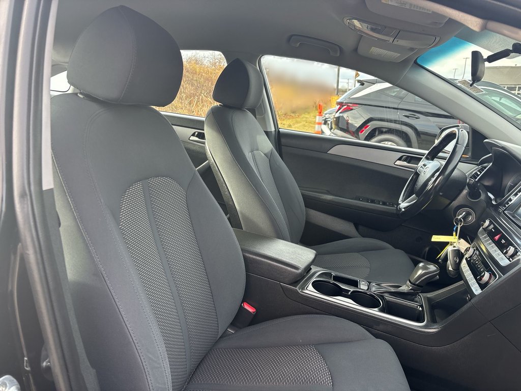 2018 Hyundai Sonata in Antigonish, Nova Scotia - 40 - w1024h768px