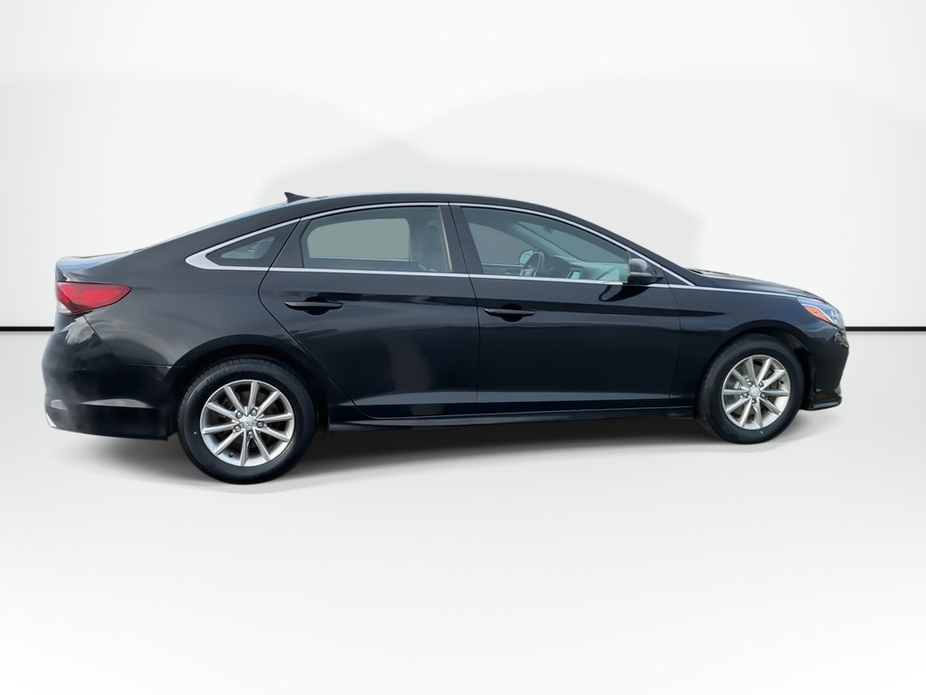 2018 Hyundai Sonata in Antigonish, Nova Scotia - 9 - w1024h768px