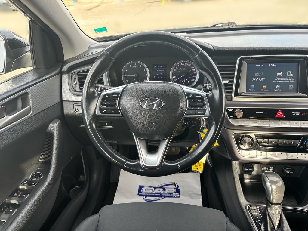 2018 Hyundai Sonata in Antigonish, Nova Scotia - 17 - w1024h768px