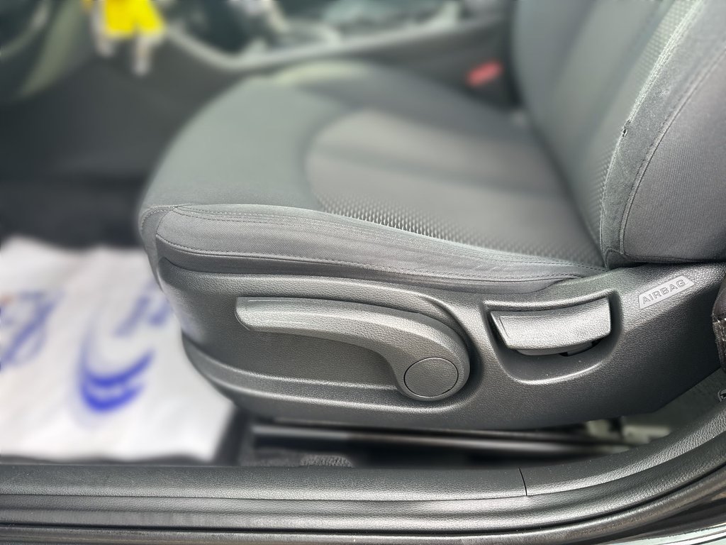 2018 Hyundai Sonata in Antigonish, Nova Scotia - 14 - w1024h768px
