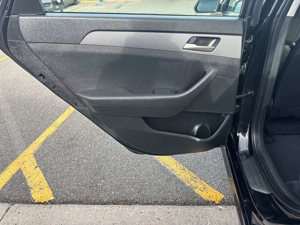 2018 Hyundai Sonata in Antigonish, Nova Scotia - 34 - w1024h768px