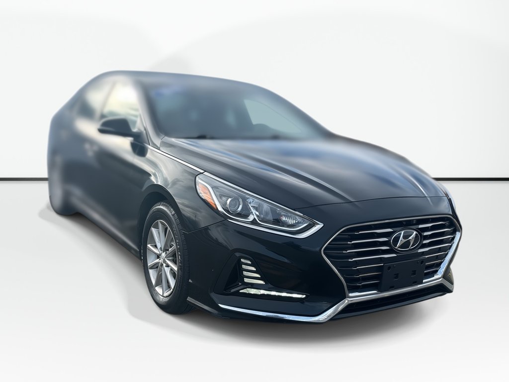 2018 Hyundai Sonata in Antigonish, Nova Scotia - 1 - w1024h768px