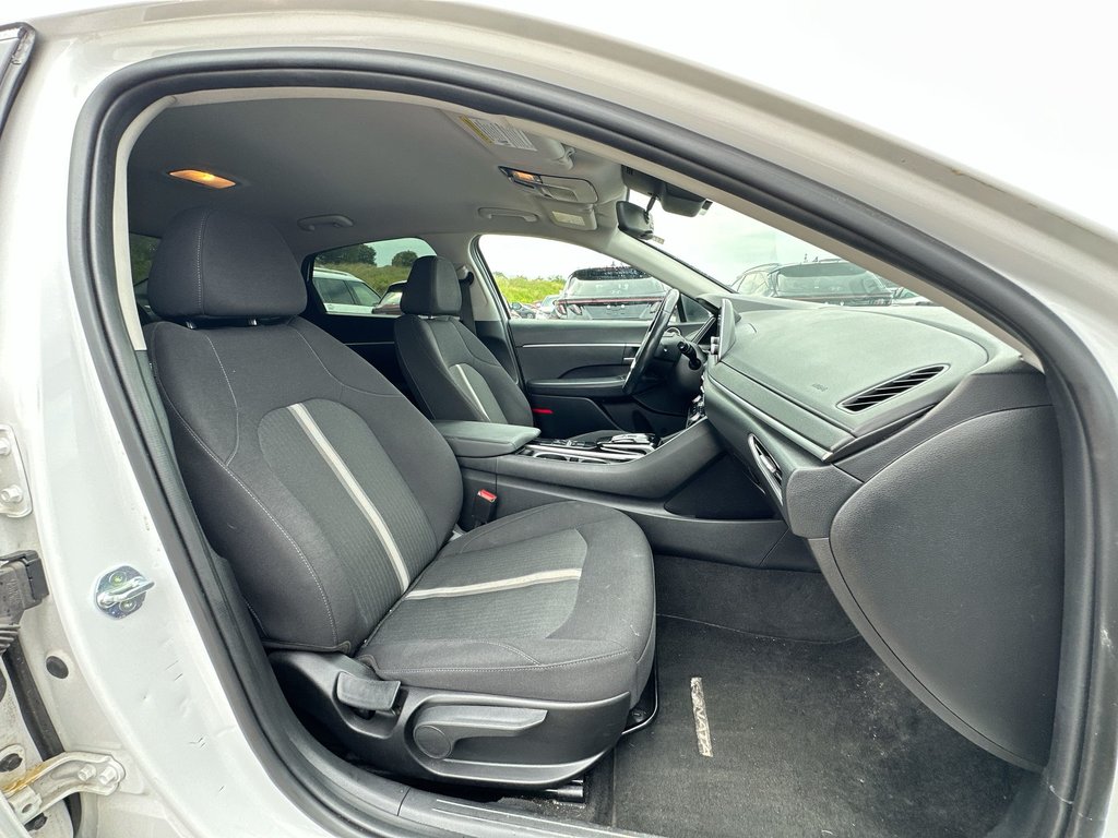 2022 Hyundai Sonata in Antigonish, Nova Scotia - 42 - w1024h768px