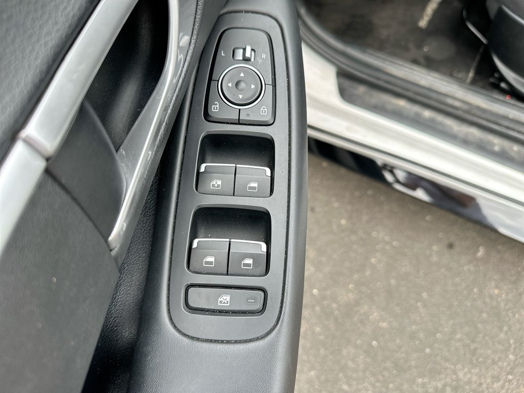 2022 Hyundai Sonata in Antigonish, Nova Scotia - 15 - w1024h768px