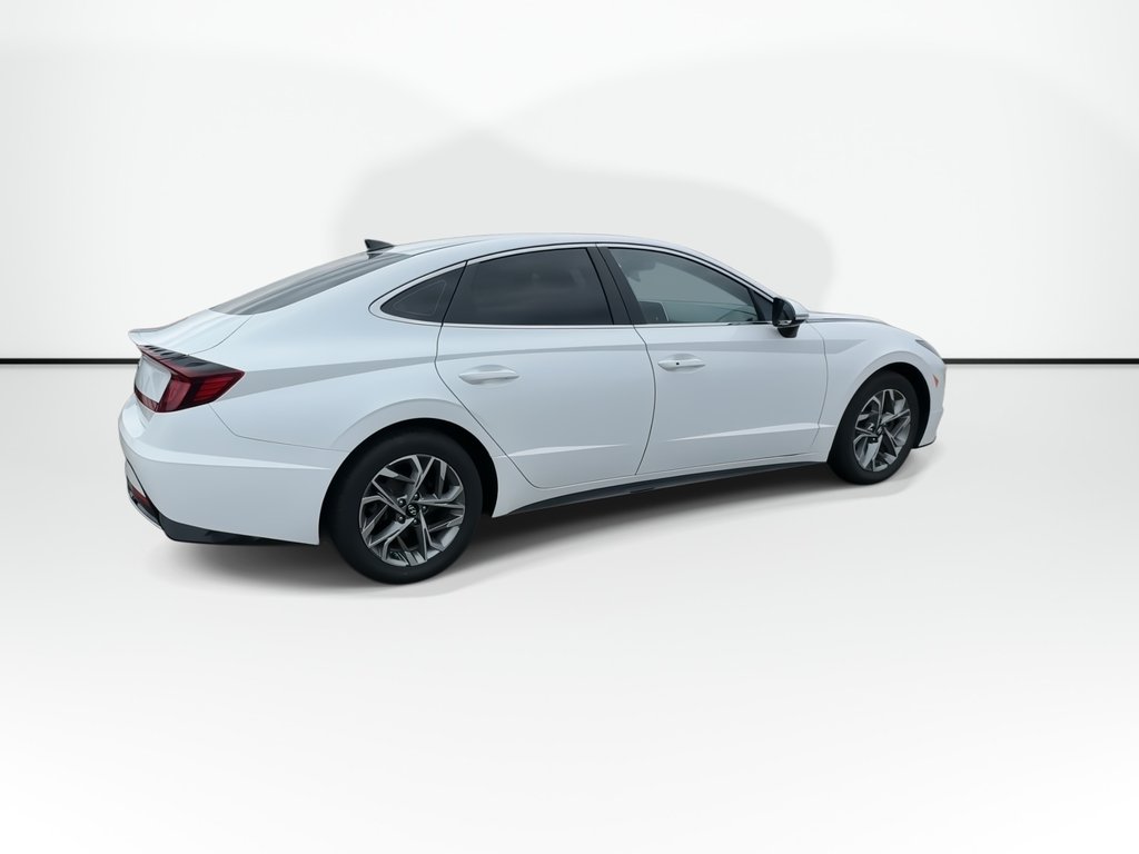 2022 Hyundai Sonata in Antigonish, Nova Scotia - 2 - w1024h768px