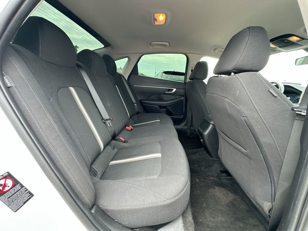 2022 Hyundai Sonata in Antigonish, Nova Scotia - 40 - w1024h768px