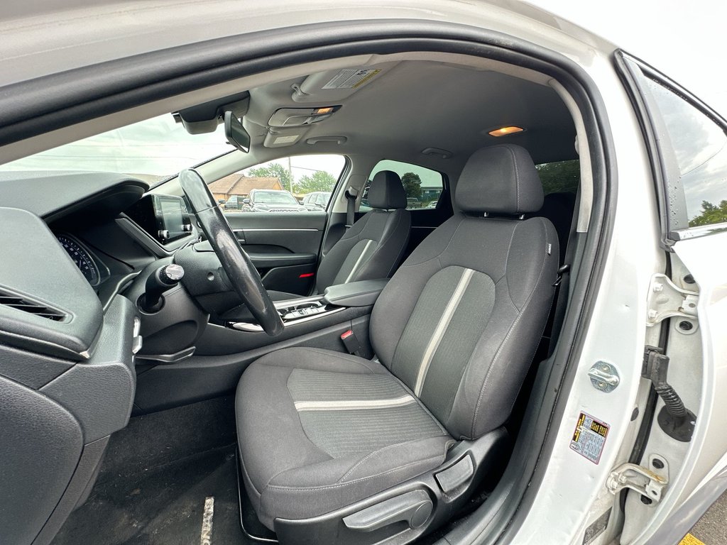 2022 Hyundai Sonata in Antigonish, Nova Scotia - 11 - w1024h768px