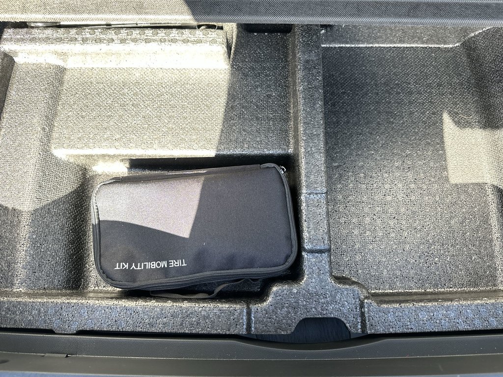 2023 Hyundai Tucson Hybrid Luxury | Roof | Cam | HtdSeat | Warranty to 2028 in Saint John, New Brunswick - 38 - w1024h768px