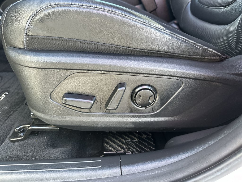 2023 Hyundai Tucson Hybrid Luxury | Roof | Cam | HtdSeat | Warranty to 2028 in Saint John, New Brunswick - 14 - w1024h768px