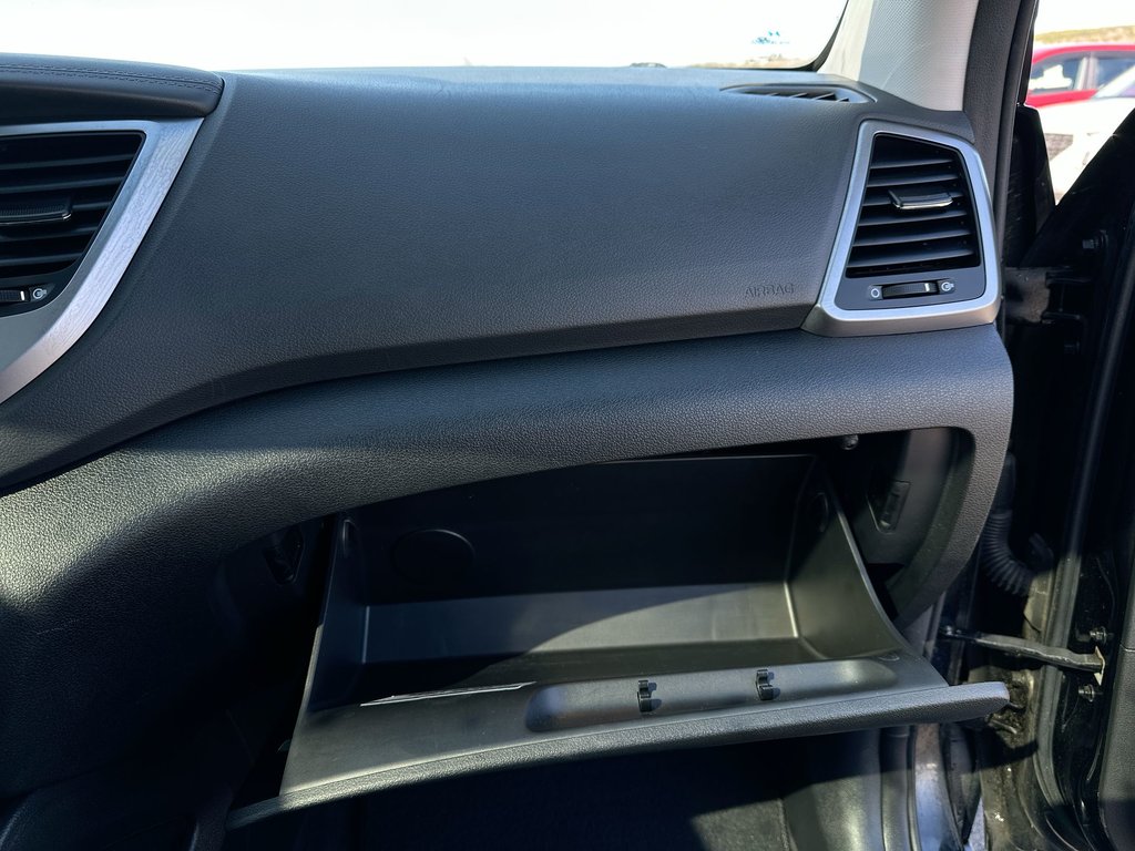 2016 Hyundai Tucson Luxury | Roof | HtdSeat | Lthr | Bluetooth | Aux in Saint John, New Brunswick - 43 - w1024h768px