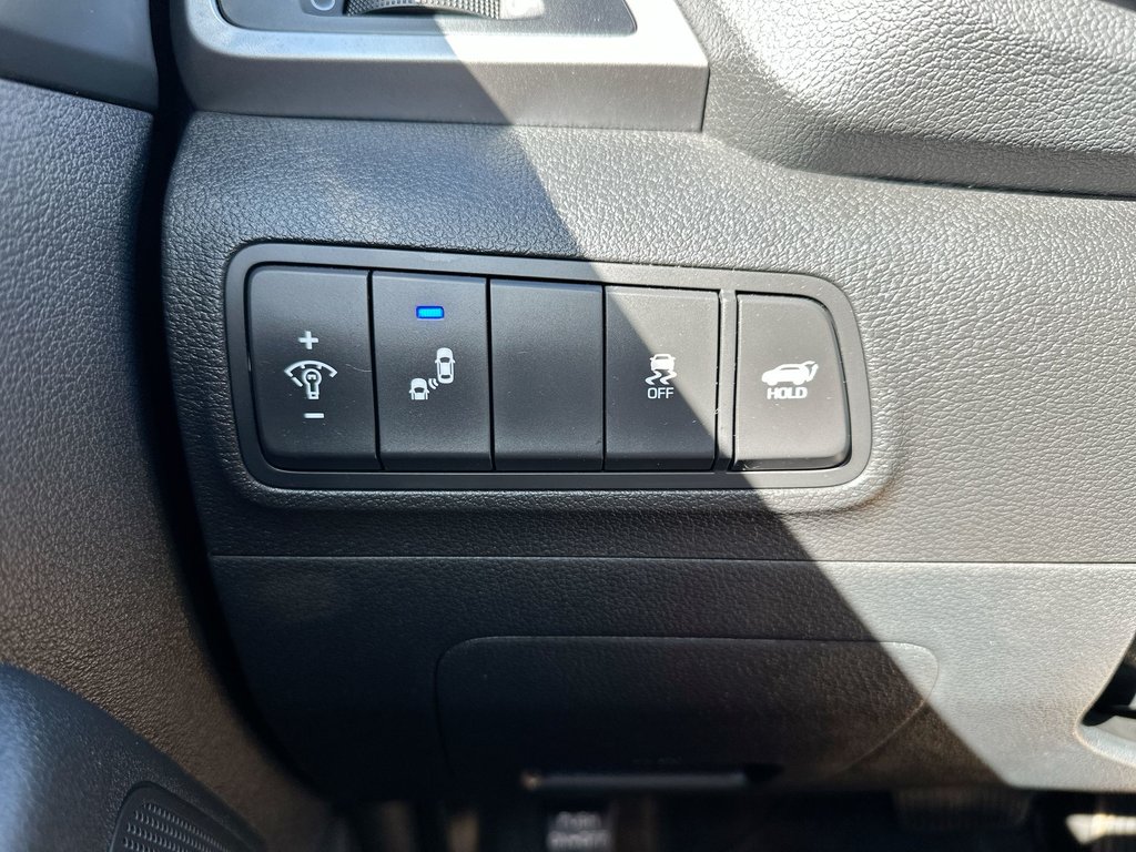 2016 Hyundai Tucson Luxury | Roof | HtdSeat | Lthr | Bluetooth | Aux in Saint John, New Brunswick - 22 - w1024h768px