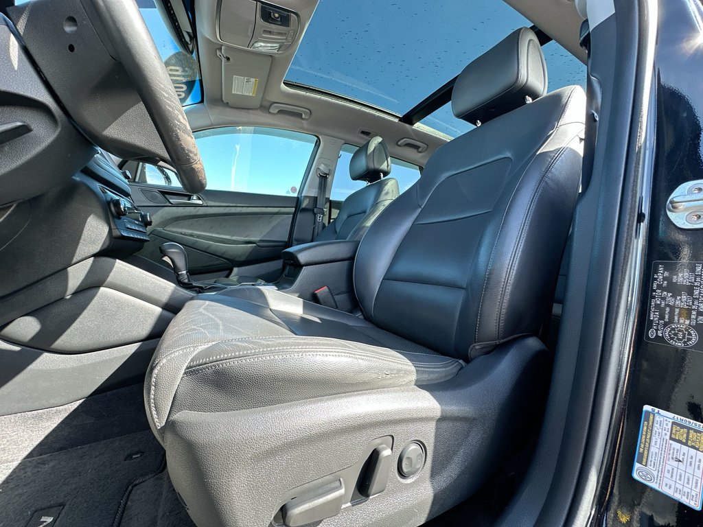 2016 Hyundai Tucson Luxury | Roof | HtdSeat | Lthr | Bluetooth | Aux in Saint John, New Brunswick - 14 - w1024h768px
