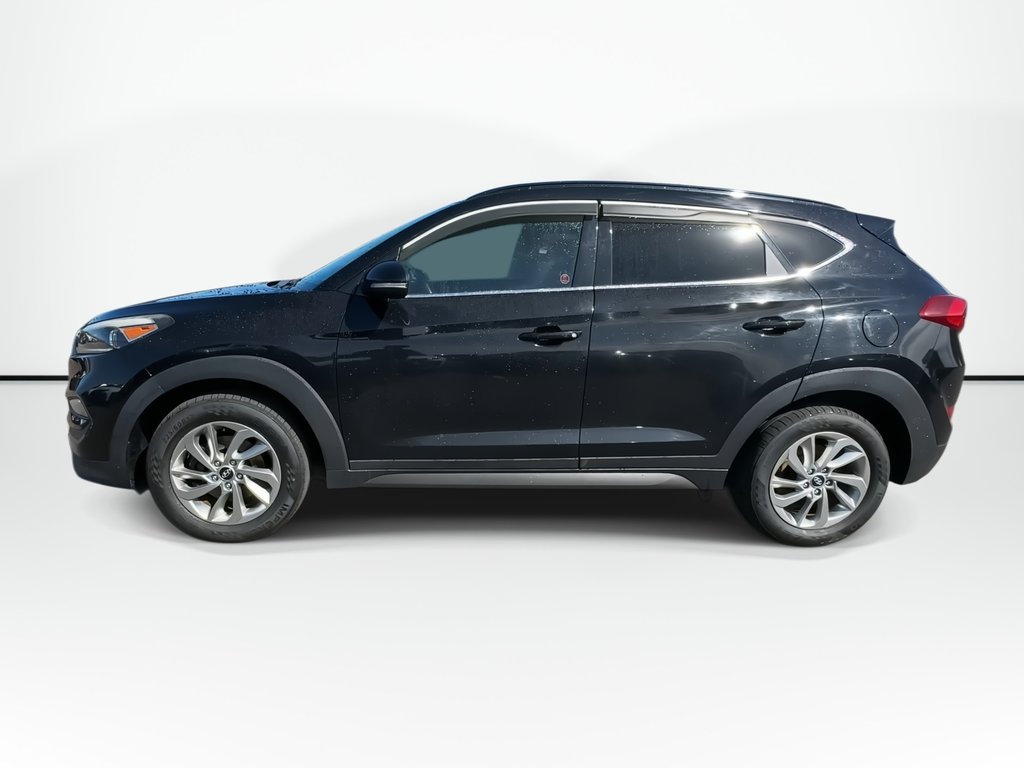 2016 Hyundai Tucson Luxury | Roof | HtdSeat | Lthr | Bluetooth | Aux in Saint John, New Brunswick - 5 - w1024h768px