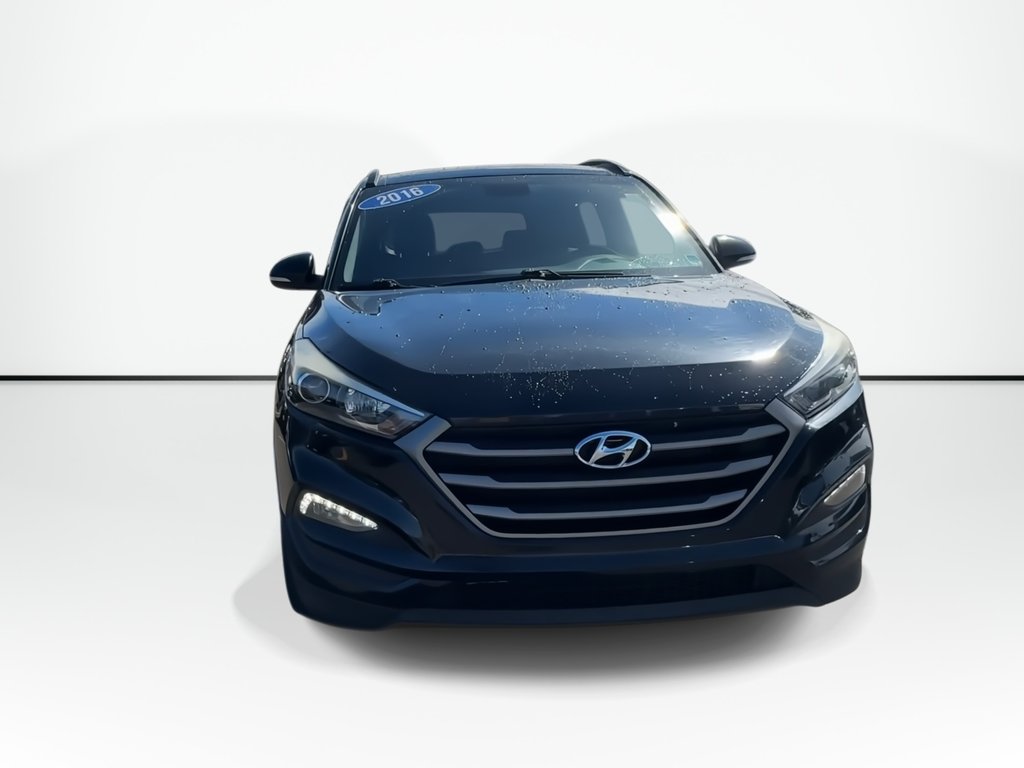 2016 Hyundai Tucson Luxury | Roof | HtdSeat | Lthr | Bluetooth | Aux in Saint John, New Brunswick - 3 - w1024h768px