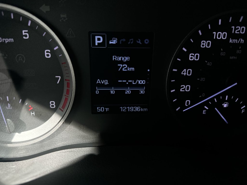 2016 Hyundai Tucson Luxury | Roof | HtdSeat | Lthr | Bluetooth | Aux in Saint John, New Brunswick - 23 - w1024h768px