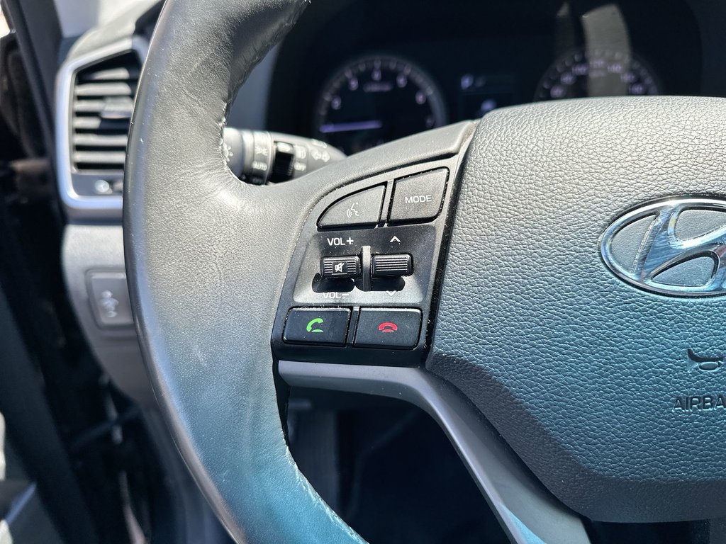 2016 Hyundai Tucson Luxury | Roof | Lthr | Cam | HtdSeat | Bluetooth in Saint John, New Brunswick - 20 - w1024h768px