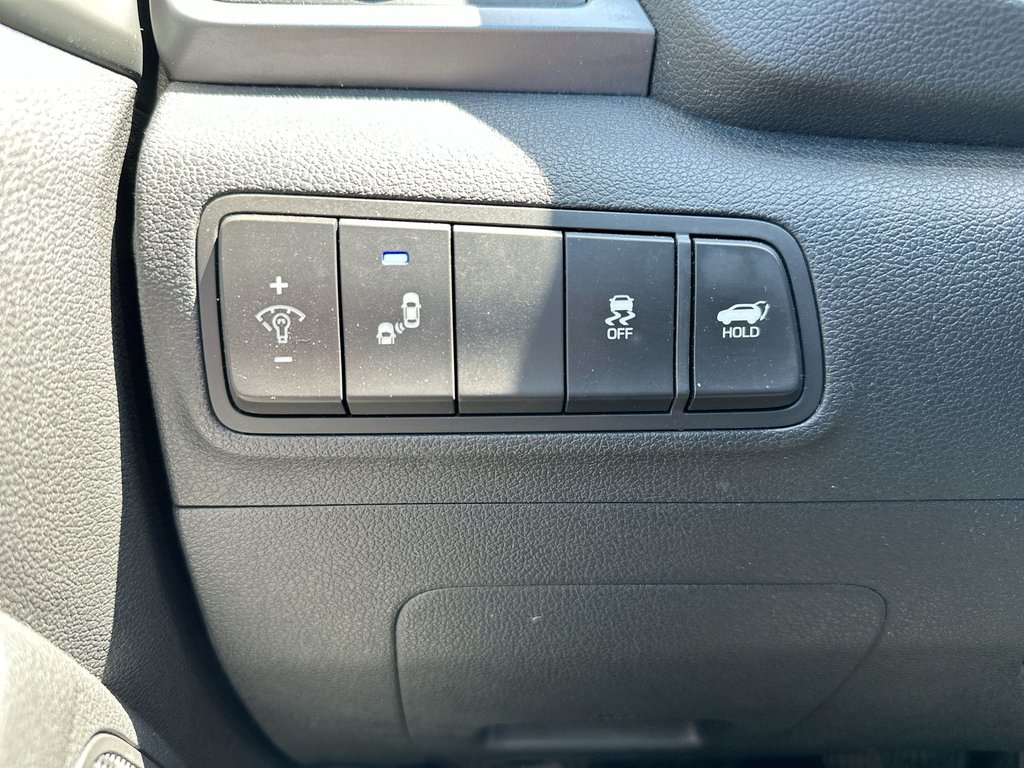 2016 Hyundai Tucson Luxury | Roof | Lthr | Cam | HtdSeat | Bluetooth in Saint John, New Brunswick - 22 - w1024h768px