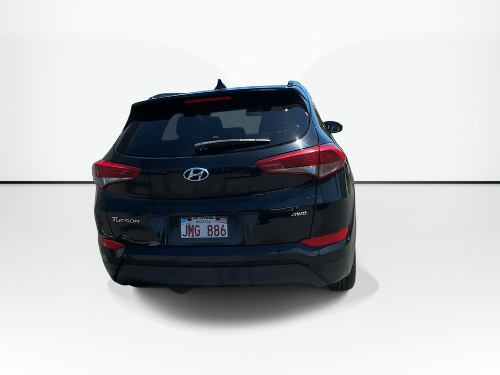 2016 Hyundai Tucson Luxury | Roof | Lthr | Cam | HtdSeat | Bluetooth in Saint John, New Brunswick - 7 - w1024h768px