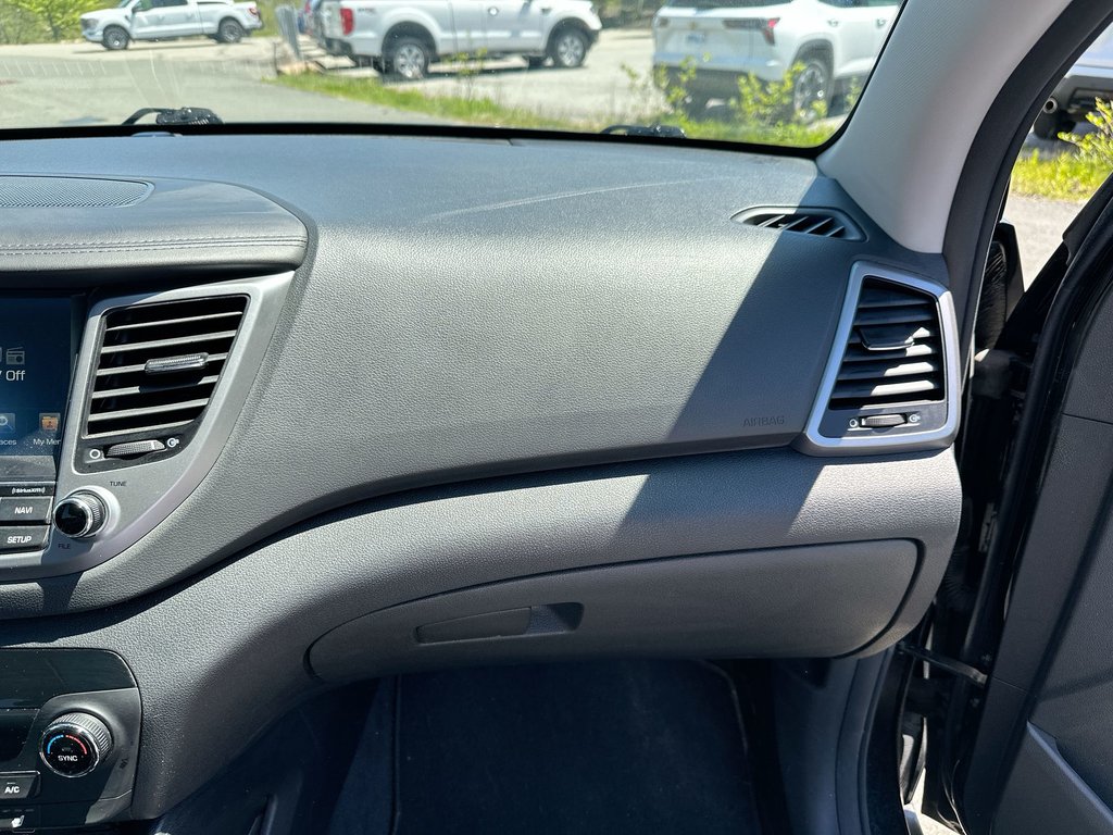 2016 Hyundai Tucson Luxury | Roof | Lthr | Cam | HtdSeat | Bluetooth in Saint John, New Brunswick - 44 - w1024h768px