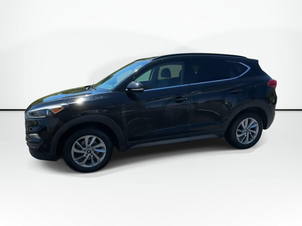 2016 Hyundai Tucson Luxury | Roof | Lthr | Cam | HtdSeat | Bluetooth in Saint John, New Brunswick - 4 - w1024h768px