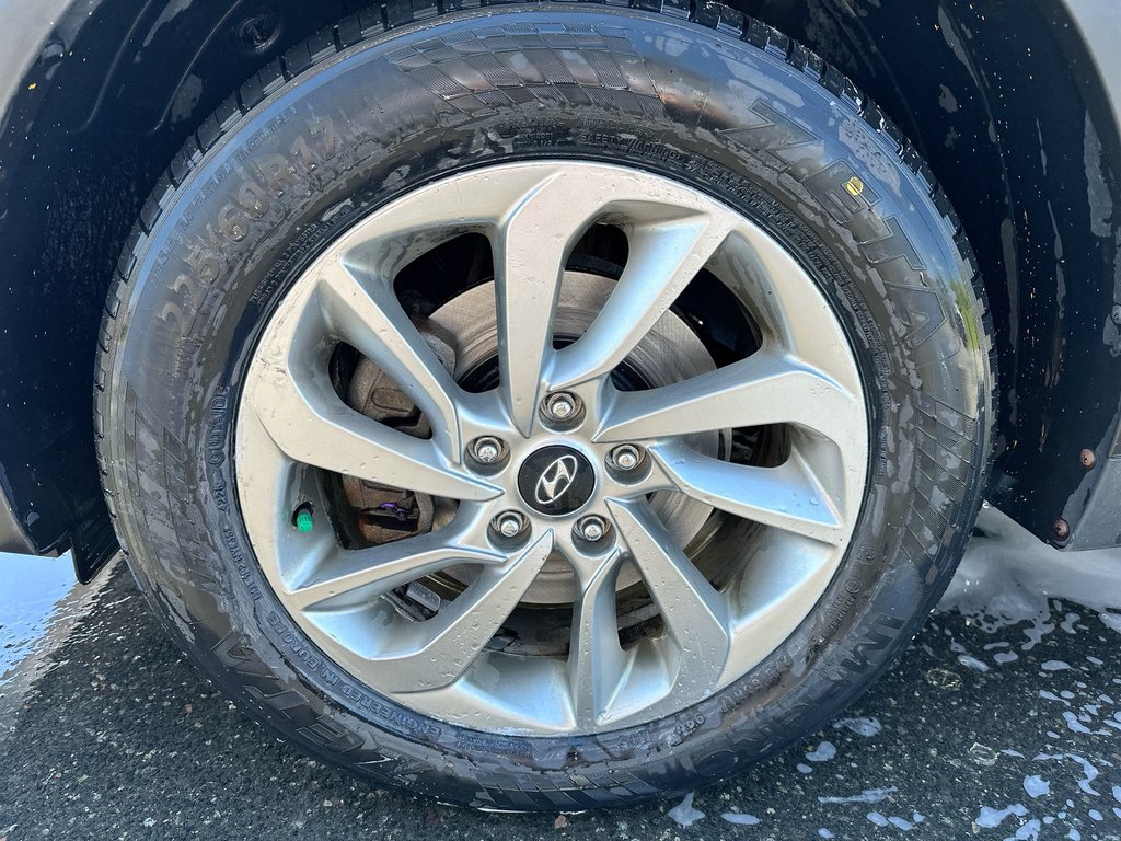 2016 Hyundai Tucson Luxury | Roof | Lthr | Cam | HtdSeat | Bluetooth in Saint John, New Brunswick - 10 - w1024h768px