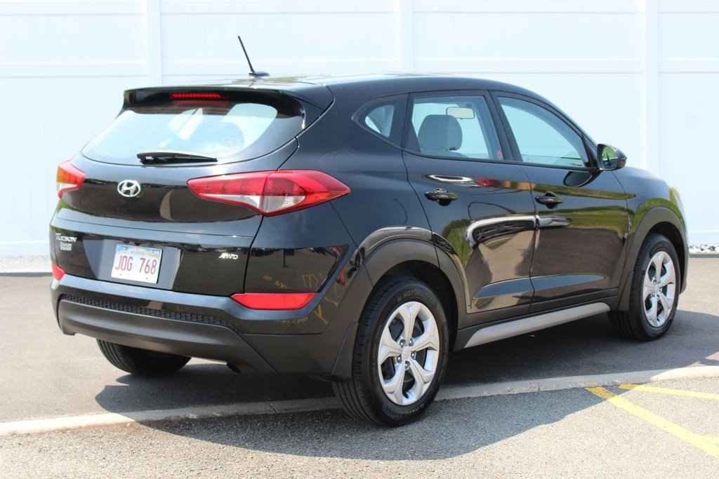 2017 Hyundai Tucson BASE | Cam | USB | HtdSeats | Bluetooth | Keyless in Saint John, New Brunswick - 7 - w1024h768px