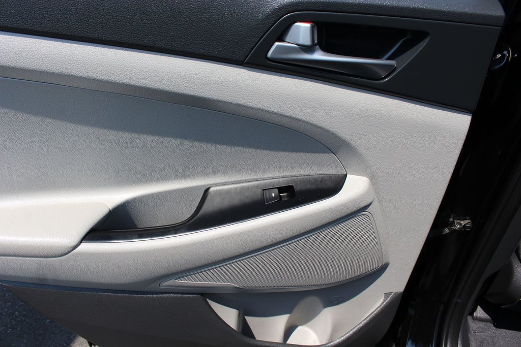 2017 Hyundai Tucson BASE | Cam | USB | HtdSeats | Bluetooth | Keyless in Saint John, New Brunswick - 33 - w1024h768px