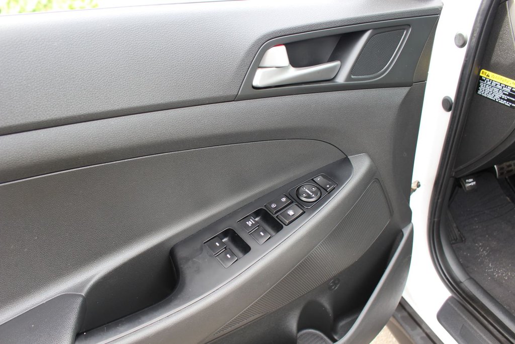 2018 Hyundai Tucson Noir | Turbo | SunRoof | HtdSeats | Cam | USB in Saint John, New Brunswick - 10 - w1024h768px