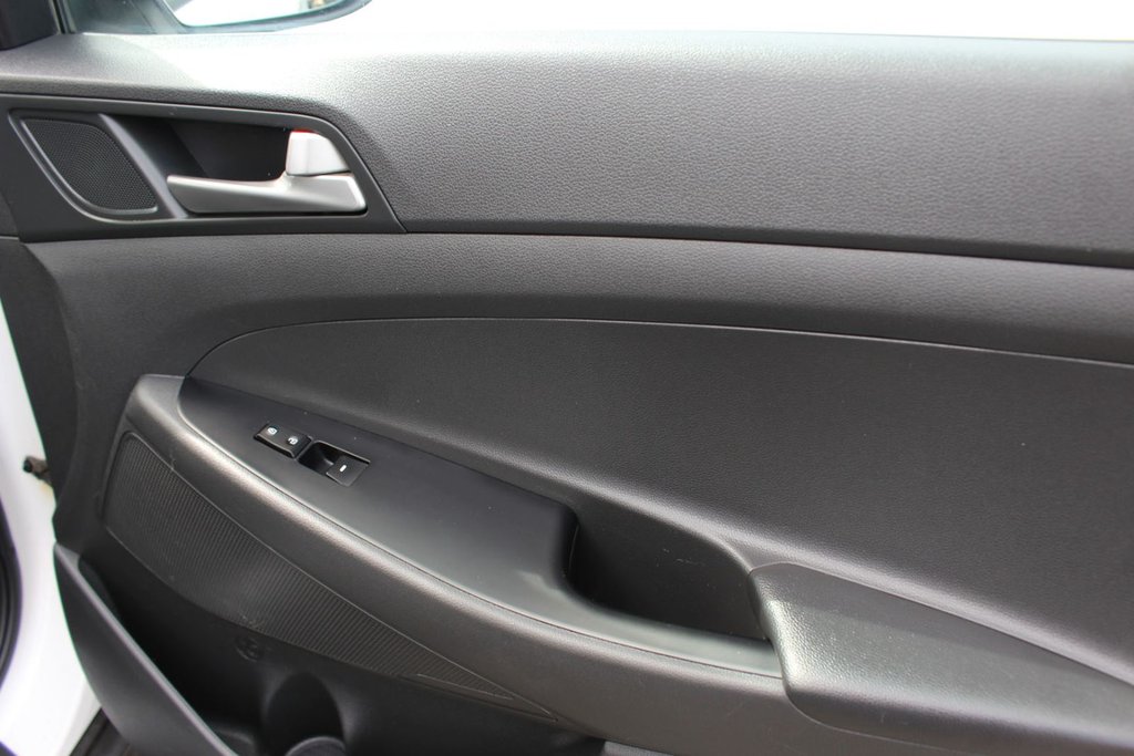2018 Hyundai Tucson Noir | Turbo | SunRoof | HtdSeats | Cam | USB in Saint John, New Brunswick - 34 - w1024h768px