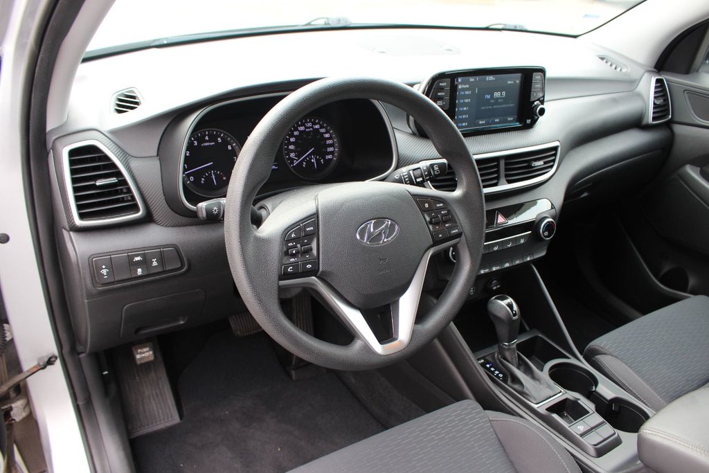 2019  Tucson Essential | Cam | USB | HtdSeats | Bluetooth in Saint John, New Brunswick - 11 - w1024h768px