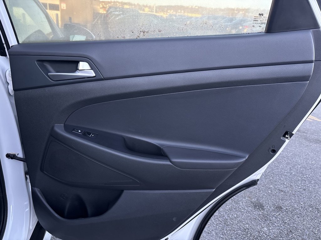 2021 Hyundai Tucson Luxury | Roof | HtdSeat | Warranty to 2026 in Saint John, New Brunswick - 39 - w1024h768px