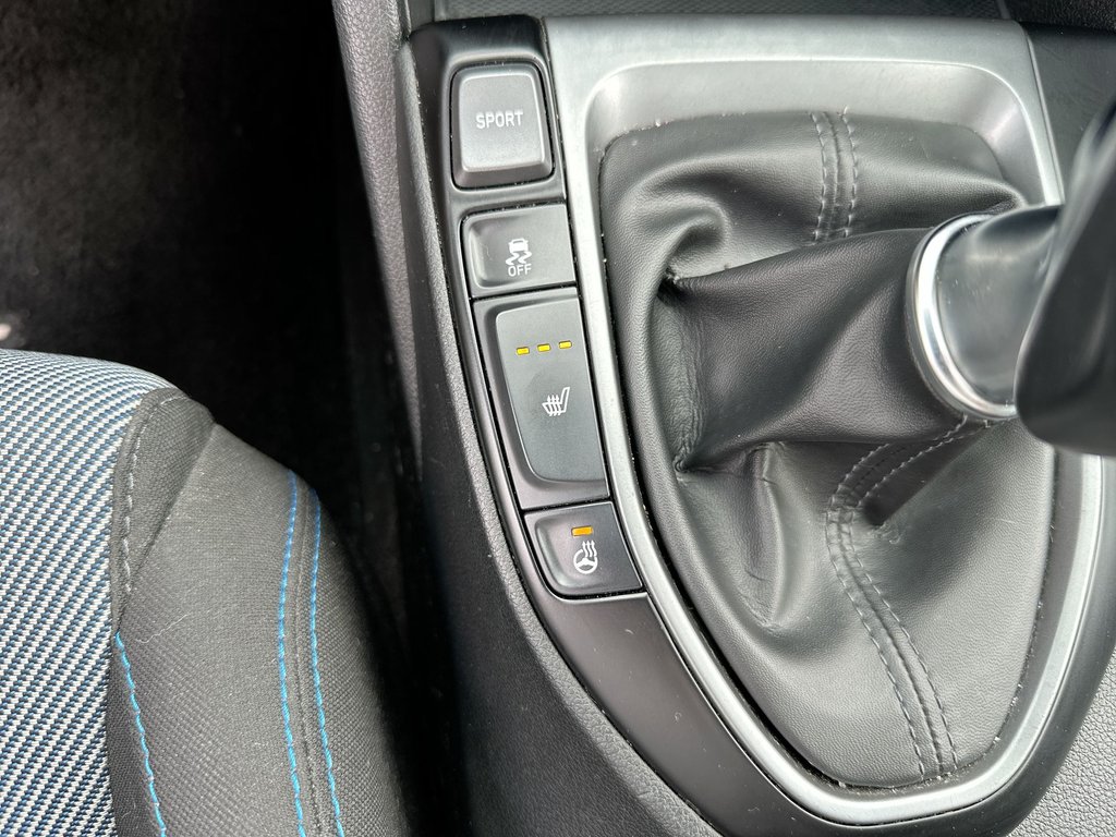 2019 Hyundai Veloster GL | Cam | HtdSeats | Bluetooth | Aux | USB | AC in Saint John, New Brunswick - 50 - w1024h768px
