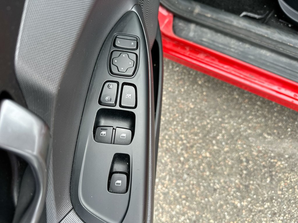 2019 Hyundai Veloster GL | Cam | HtdSeats | Bluetooth | Aux | USB | AC in Saint John, New Brunswick - 15 - w1024h768px