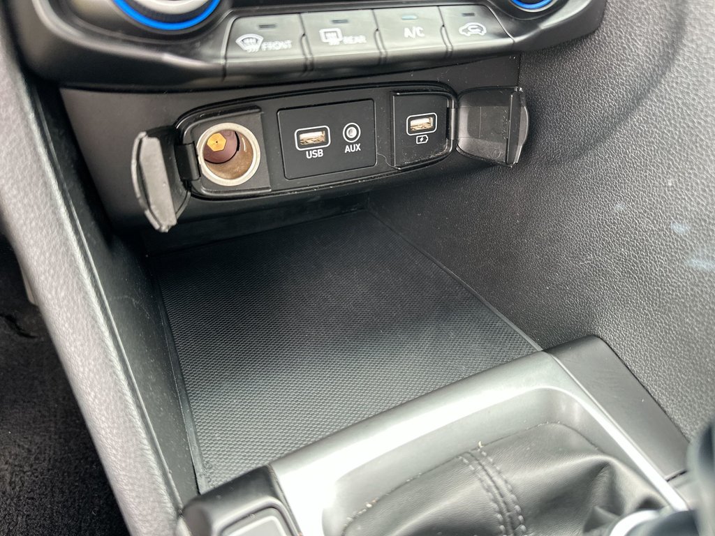 2019 Hyundai Veloster GL | Cam | HtdSeats | Bluetooth | Aux | USB | AC in Saint John, New Brunswick - 28 - w1024h768px
