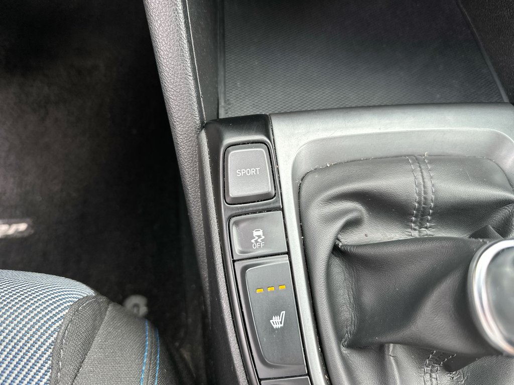 2019 Hyundai Veloster GL | Cam | HtdSeats | Bluetooth | Aux | USB | AC in Saint John, New Brunswick - 31 - w1024h768px