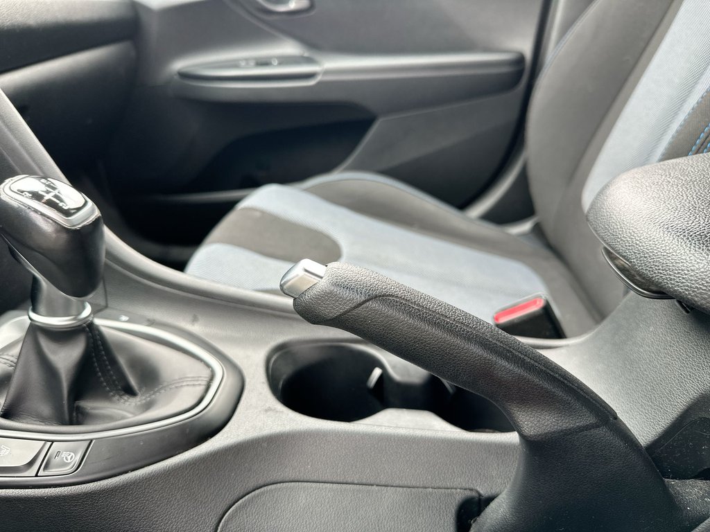 2019 Hyundai Veloster GL | Cam | HtdSeats | Bluetooth | Aux | USB | AC in Saint John, New Brunswick - 30 - w1024h768px