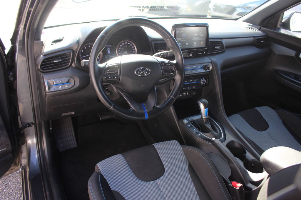 2020 Hyundai Veloster in Antigonish, Nova Scotia - 11 - w1024h768px