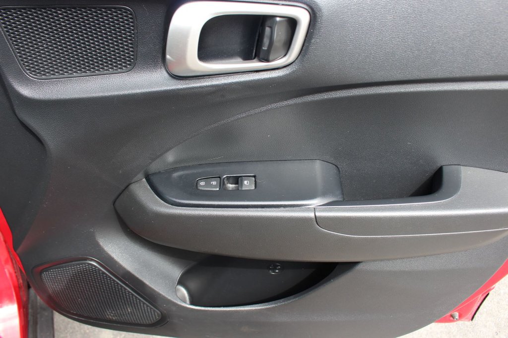 2021 Hyundai Venue in Antigonish, Nova Scotia - 44 - w1024h768px