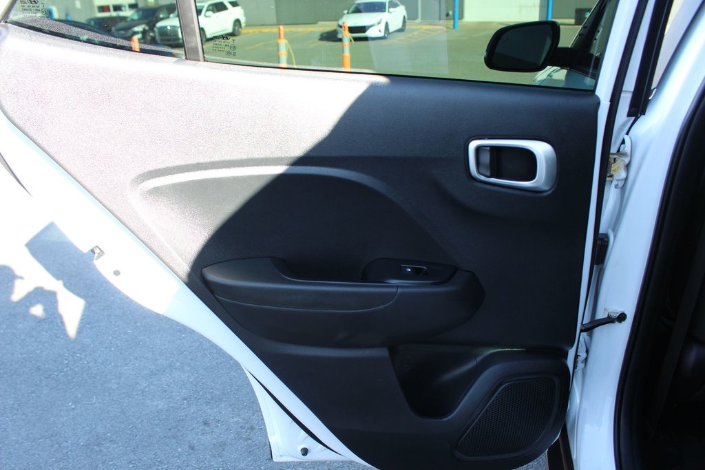 2021 Hyundai Venue Preferred | HtdSeats | Cam | USB | Aux | Cruise in Saint John, New Brunswick - 39 - w1024h768px