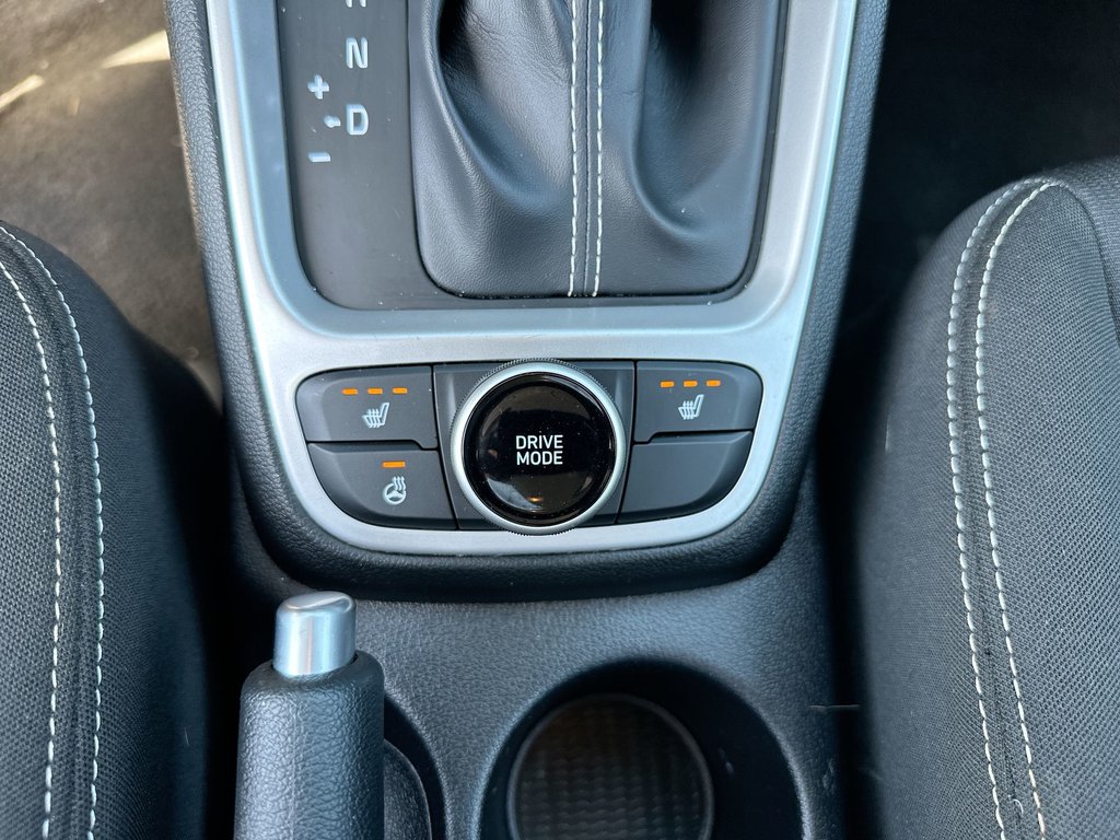 2021 Hyundai VENUE Preferred | Cam | RmtStart | HtdSeats | USB | Aux in Saint John, New Brunswick - 31 - w1024h768px