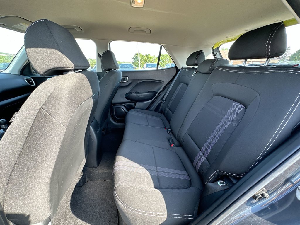 2021 Hyundai VENUE Preferred | Cam | RmtStart | HtdSeats | USB | Aux in Saint John, New Brunswick - 32 - w1024h768px