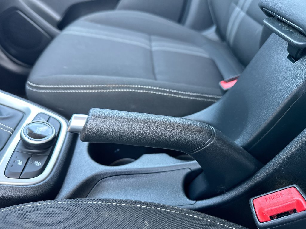 2021 Hyundai VENUE Preferred | Cam | RmtStart | HtdSeats | USB | Aux in Saint John, New Brunswick - 30 - w1024h768px