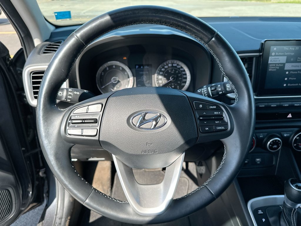 2021 Hyundai VENUE Preferred | Cam | RmtStart | HtdSeats | USB | Aux in Saint John, New Brunswick - 17 - w1024h768px